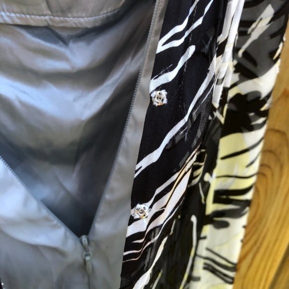 BCBGMaxAzria Silk Printed Strapless Maxi Gown NWT - Picture 8 of 10